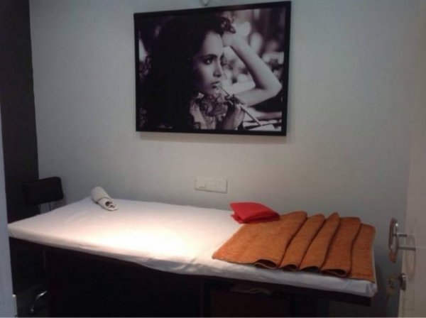 Lakme Salon